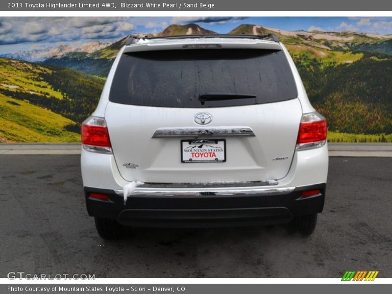 Blizzard White Pearl / Sand Beige 2013 Toyota Highlander Limited 4WD