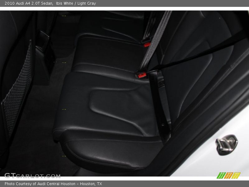 Ibis White / Light Gray 2010 Audi A4 2.0T Sedan