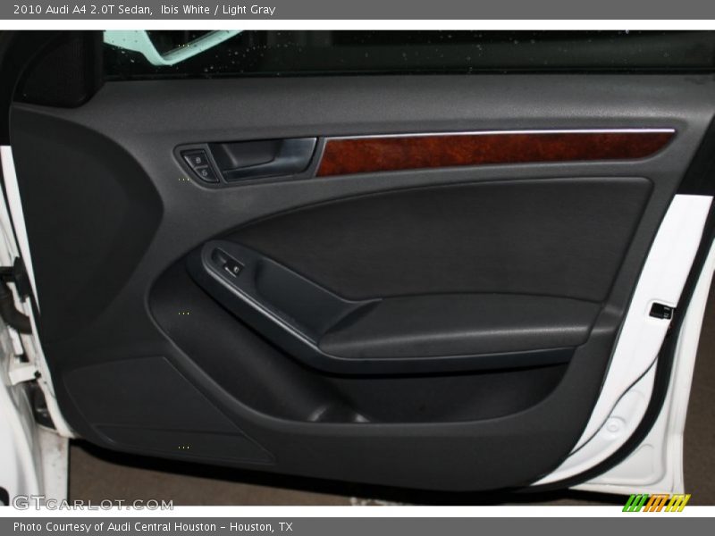 Ibis White / Light Gray 2010 Audi A4 2.0T Sedan