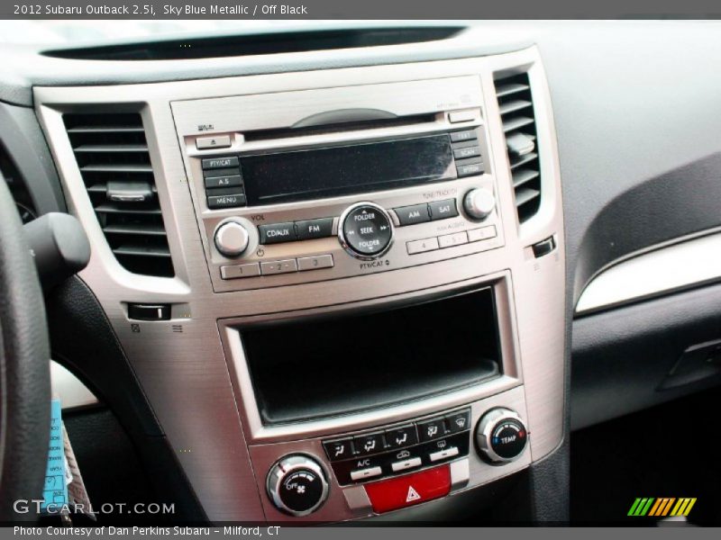 Sky Blue Metallic / Off Black 2012 Subaru Outback 2.5i
