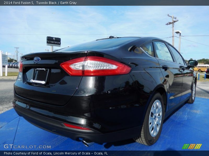 Tuxedo Black / Earth Gray 2014 Ford Fusion S