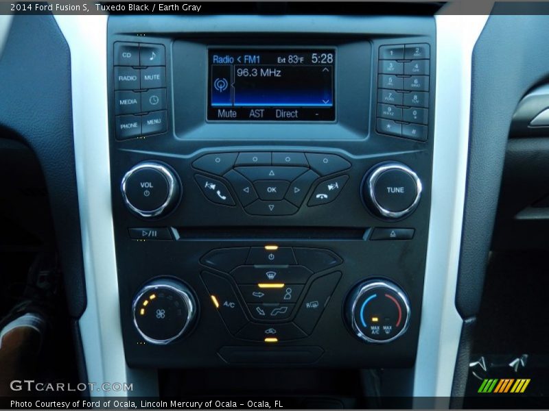 Tuxedo Black / Earth Gray 2014 Ford Fusion S