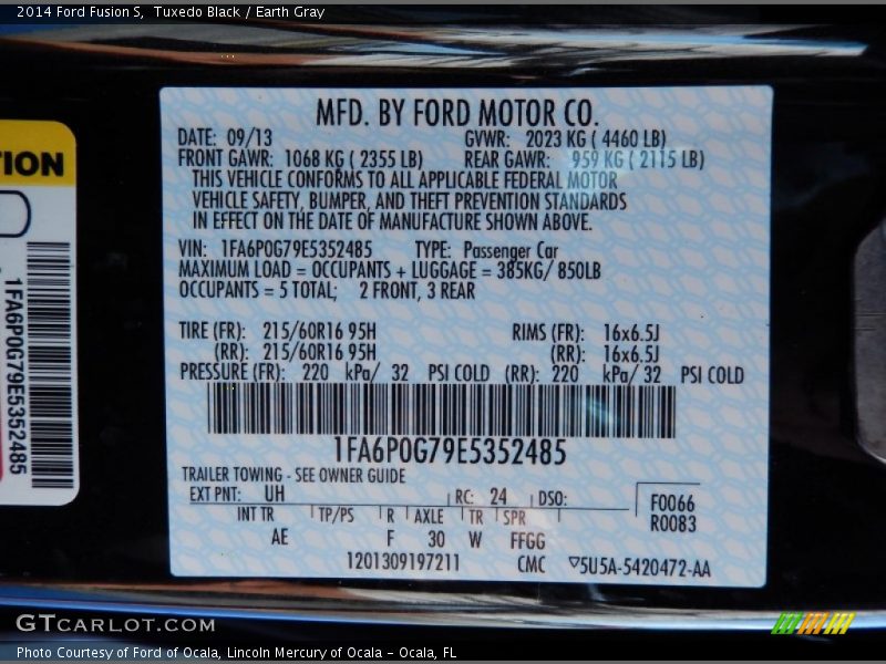 Tuxedo Black / Earth Gray 2014 Ford Fusion S
