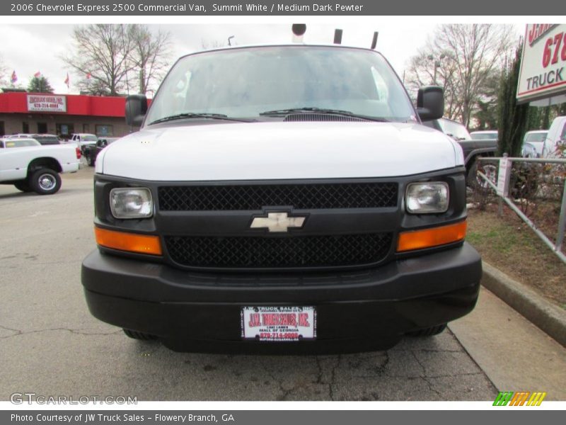 Summit White / Medium Dark Pewter 2006 Chevrolet Express 2500 Commercial Van