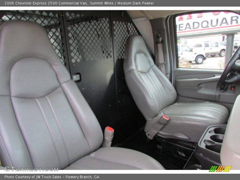 Summit White / Medium Dark Pewter 2006 Chevrolet Express 2500 Commercial Van