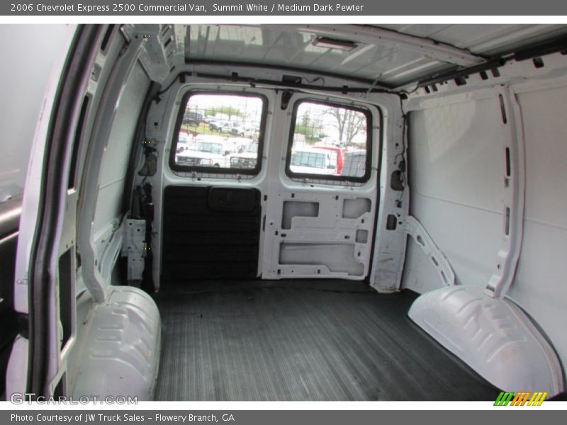 Summit White / Medium Dark Pewter 2006 Chevrolet Express 2500 Commercial Van