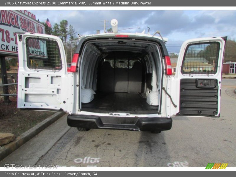 Summit White / Medium Dark Pewter 2006 Chevrolet Express 2500 Commercial Van