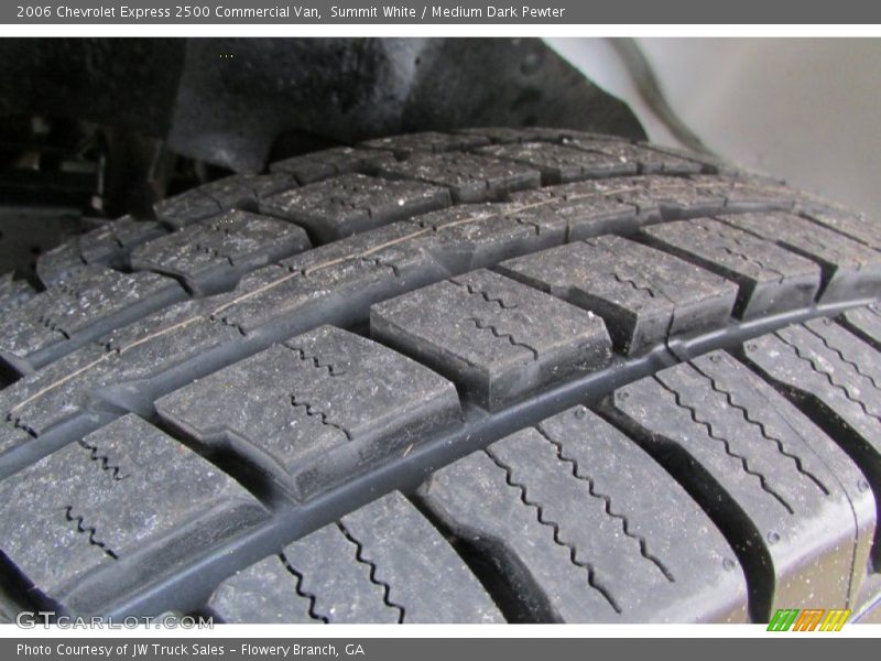 Summit White / Medium Dark Pewter 2006 Chevrolet Express 2500 Commercial Van