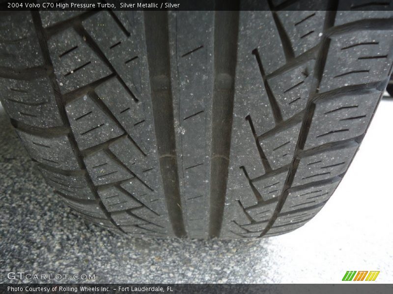 Silver Metallic / Silver 2004 Volvo C70 High Pressure Turbo