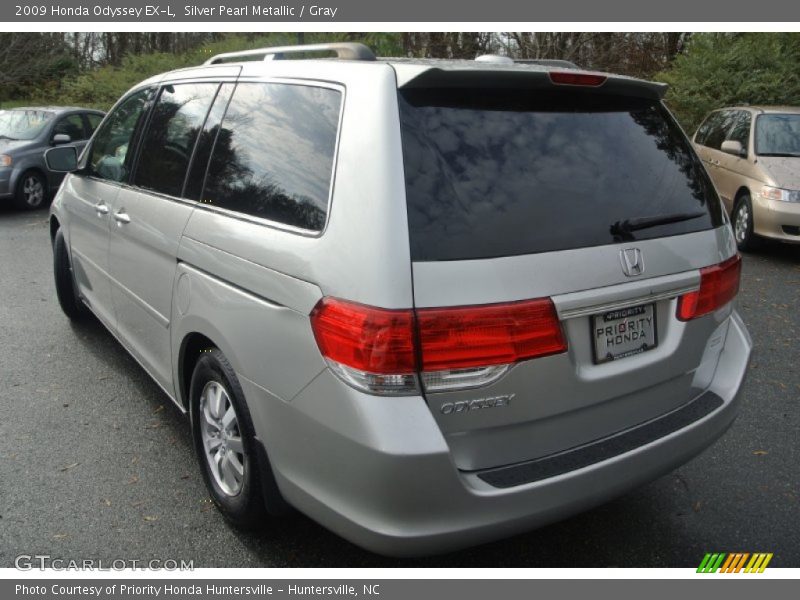 Silver Pearl Metallic / Gray 2009 Honda Odyssey EX-L