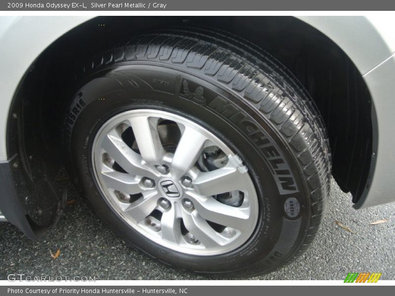 Silver Pearl Metallic / Gray 2009 Honda Odyssey EX-L