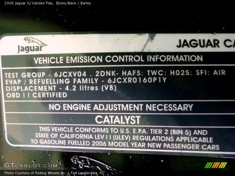 Ebony Black / Barley 2006 Jaguar XJ Vanden Plas