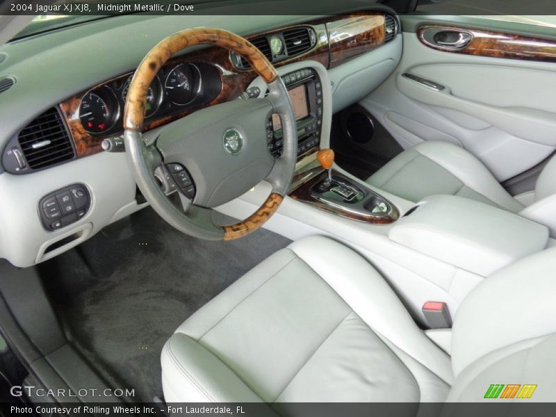  2004 XJ XJ8 Dove Interior