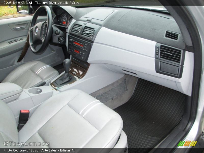 Titanium Silver Metallic / Grey 2005 BMW X3 3.0i