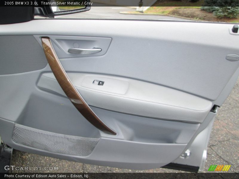Titanium Silver Metallic / Grey 2005 BMW X3 3.0i
