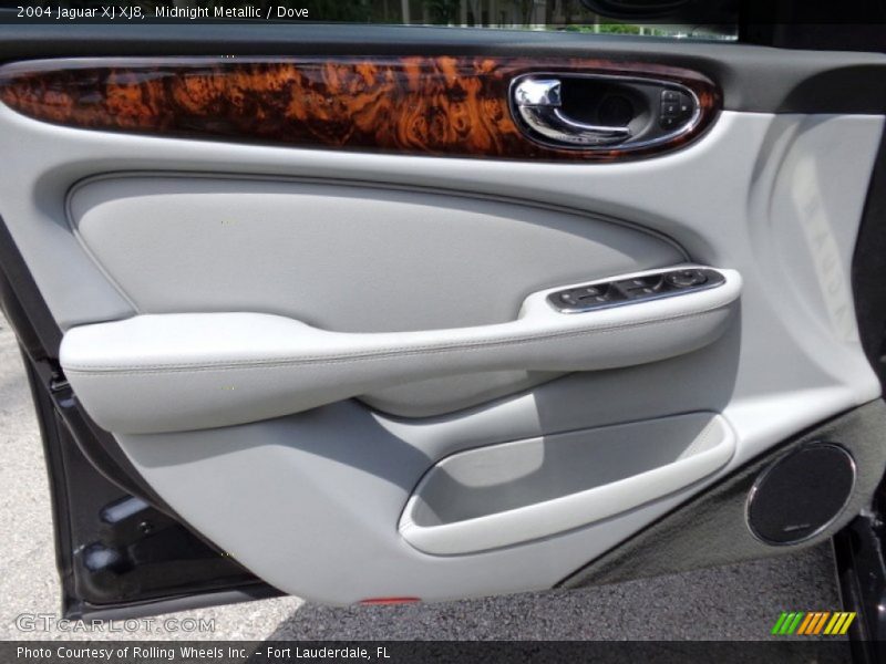 Door Panel of 2004 XJ XJ8