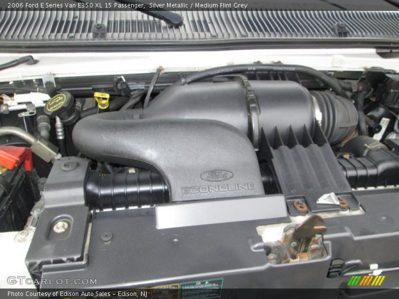 Silver Metallic / Medium Flint Grey 2006 Ford E Series Van E350 XL 15 Passenger