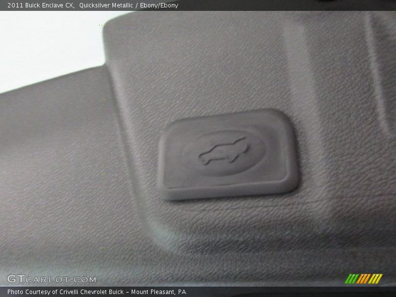 Quicksilver Metallic / Ebony/Ebony 2011 Buick Enclave CX