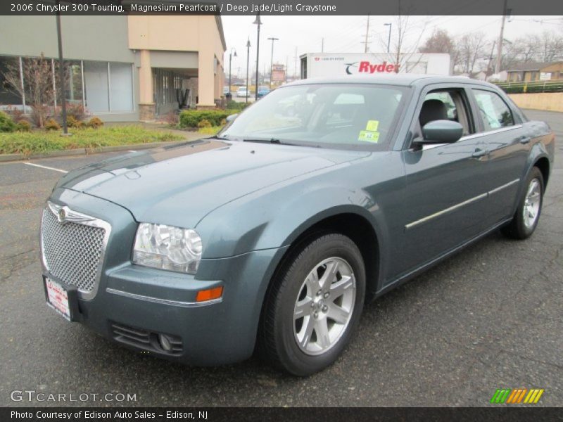 Magnesium Pearlcoat / Deep Jade/Light Graystone 2006 Chrysler 300 Touring