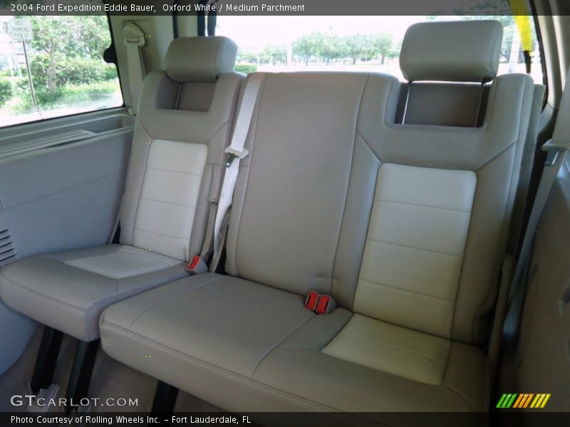 Oxford White / Medium Parchment 2004 Ford Expedition Eddie Bauer