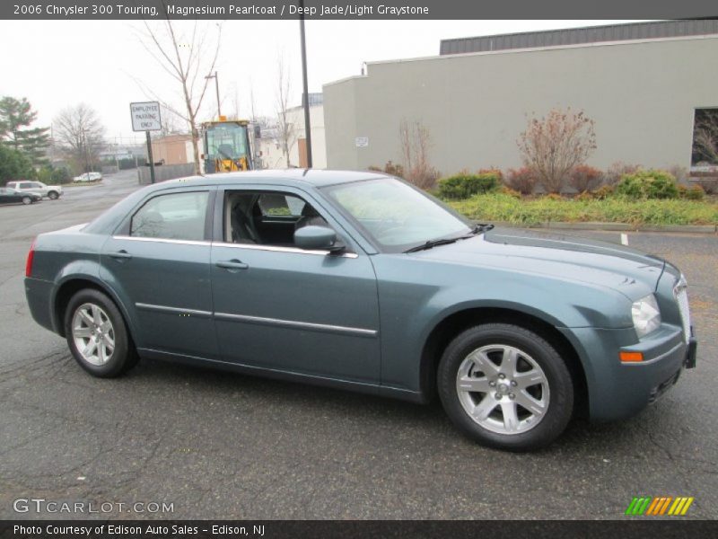 Magnesium Pearlcoat / Deep Jade/Light Graystone 2006 Chrysler 300 Touring