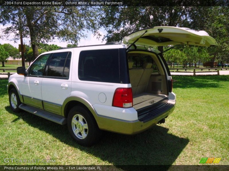 Oxford White / Medium Parchment 2004 Ford Expedition Eddie Bauer