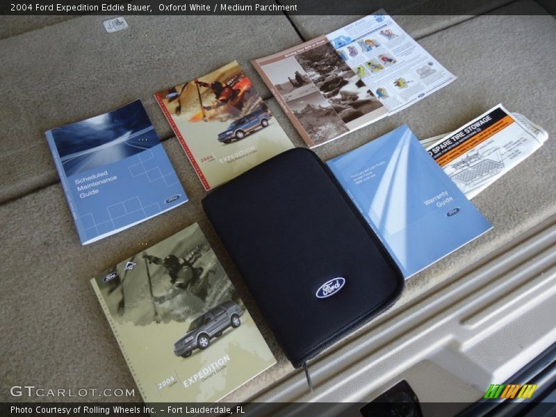 Oxford White / Medium Parchment 2004 Ford Expedition Eddie Bauer