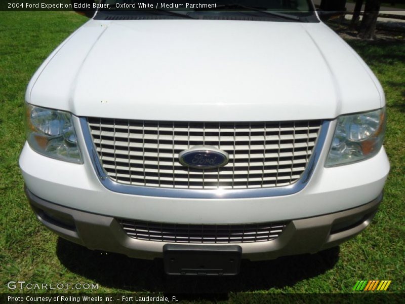 Oxford White / Medium Parchment 2004 Ford Expedition Eddie Bauer