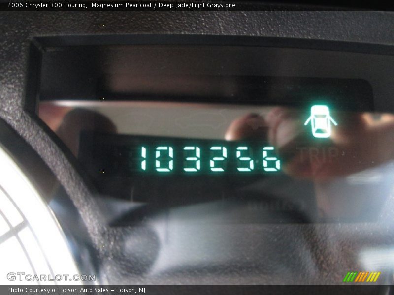 Magnesium Pearlcoat / Deep Jade/Light Graystone 2006 Chrysler 300 Touring