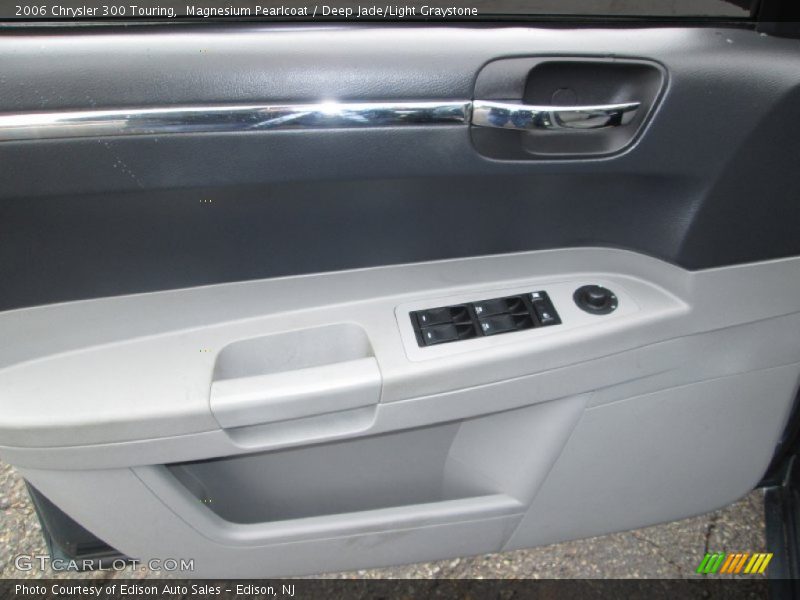 Magnesium Pearlcoat / Deep Jade/Light Graystone 2006 Chrysler 300 Touring