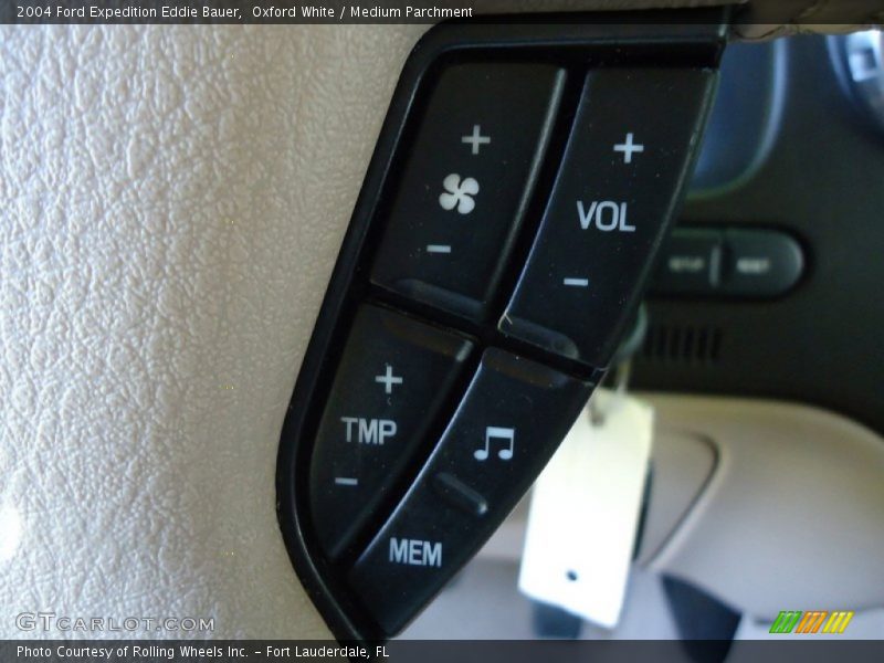 Oxford White / Medium Parchment 2004 Ford Expedition Eddie Bauer