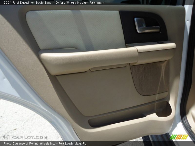 Oxford White / Medium Parchment 2004 Ford Expedition Eddie Bauer