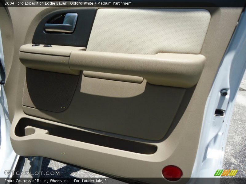 Oxford White / Medium Parchment 2004 Ford Expedition Eddie Bauer