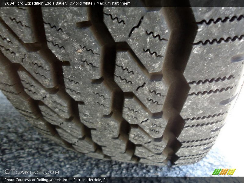 Oxford White / Medium Parchment 2004 Ford Expedition Eddie Bauer