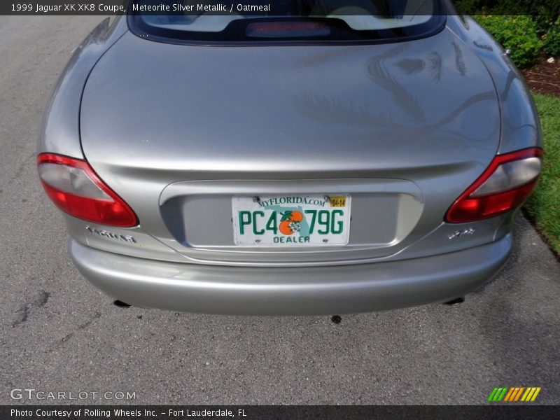 Meteorite SIlver Metallic / Oatmeal 1999 Jaguar XK XK8 Coupe