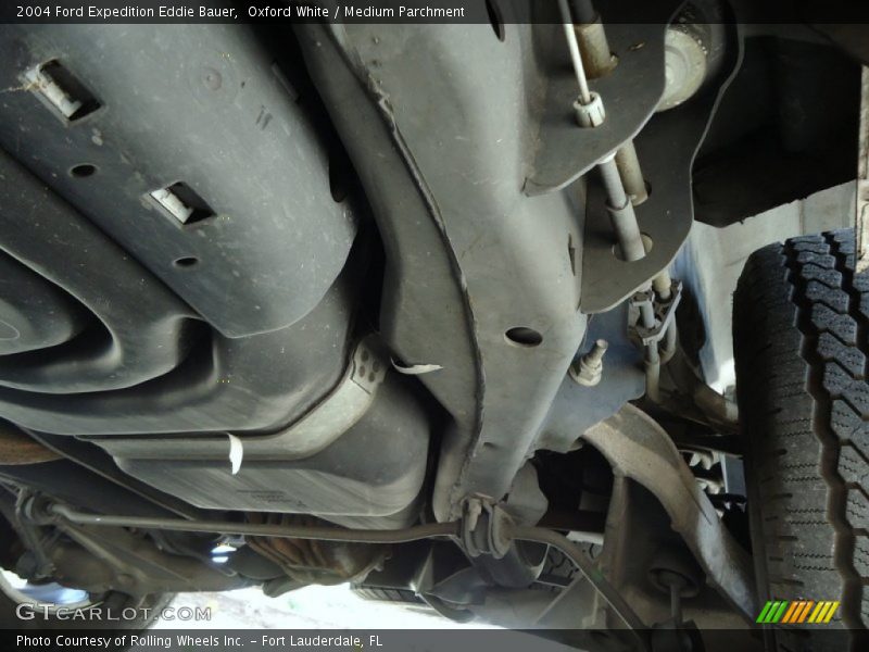 Undercarriage of 2004 Expedition Eddie Bauer