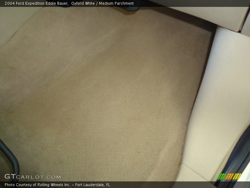Oxford White / Medium Parchment 2004 Ford Expedition Eddie Bauer