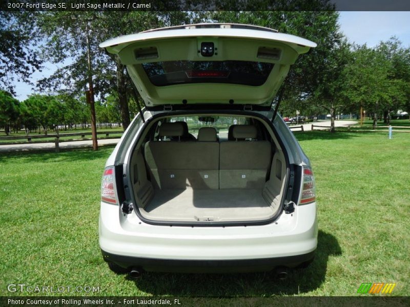 Light Sage Metallic / Camel 2007 Ford Edge SE