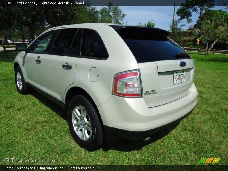Light Sage Metallic / Camel 2007 Ford Edge SE