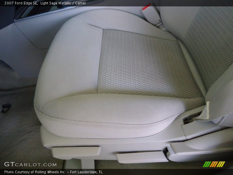 Light Sage Metallic / Camel 2007 Ford Edge SE