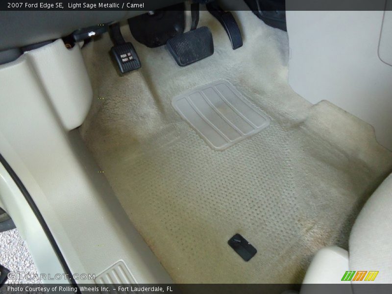 Light Sage Metallic / Camel 2007 Ford Edge SE