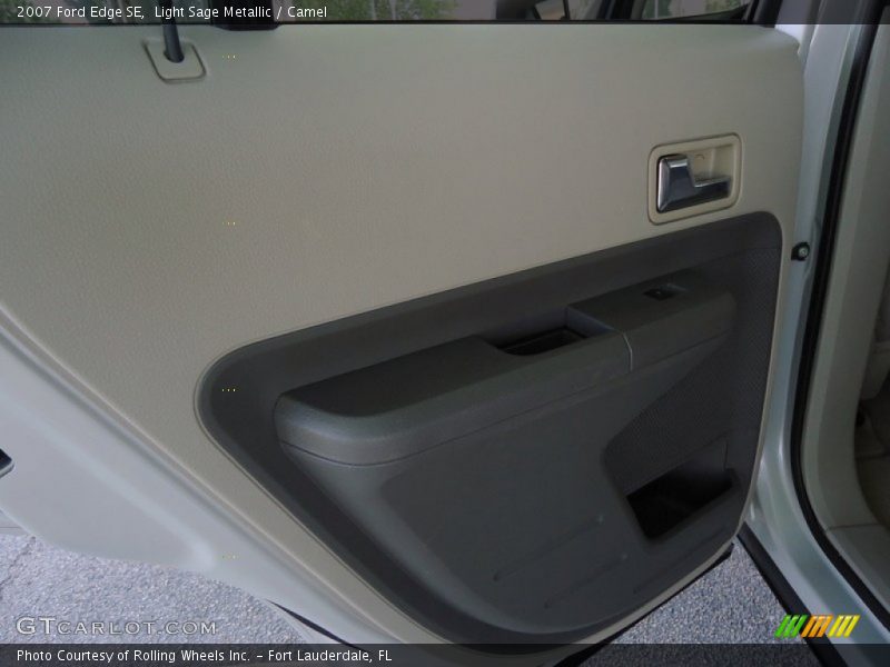 Light Sage Metallic / Camel 2007 Ford Edge SE