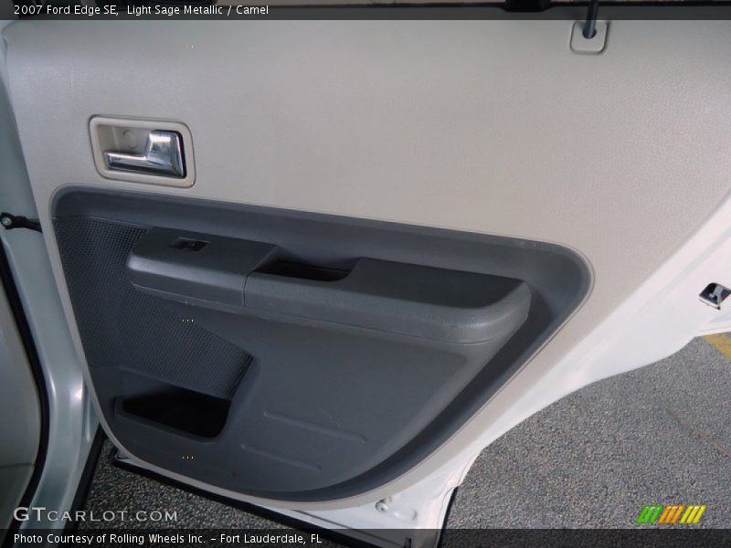 Light Sage Metallic / Camel 2007 Ford Edge SE