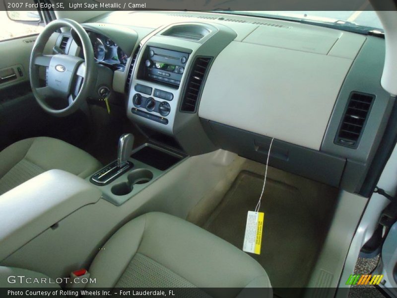 Light Sage Metallic / Camel 2007 Ford Edge SE