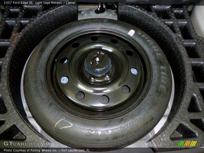Light Sage Metallic / Camel 2007 Ford Edge SE