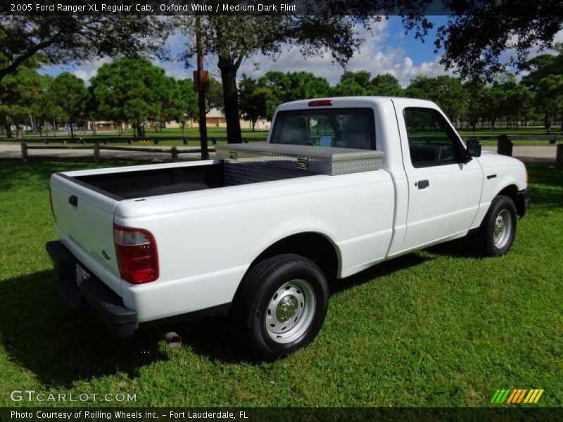 Oxford White / Medium Dark Flint 2005 Ford Ranger XL Regular Cab