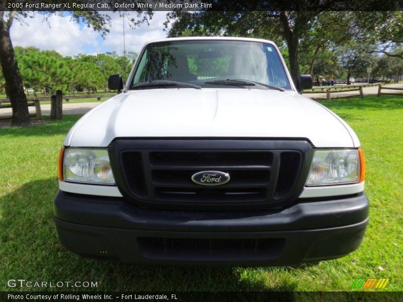 Oxford White / Medium Dark Flint 2005 Ford Ranger XL Regular Cab