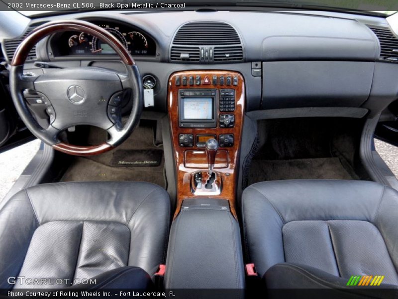 Dashboard of 2002 CL 500