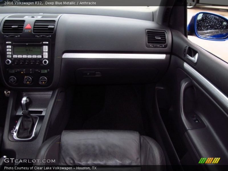 Deep Blue Metallic / Anthracite 2008 Volkswagen R32