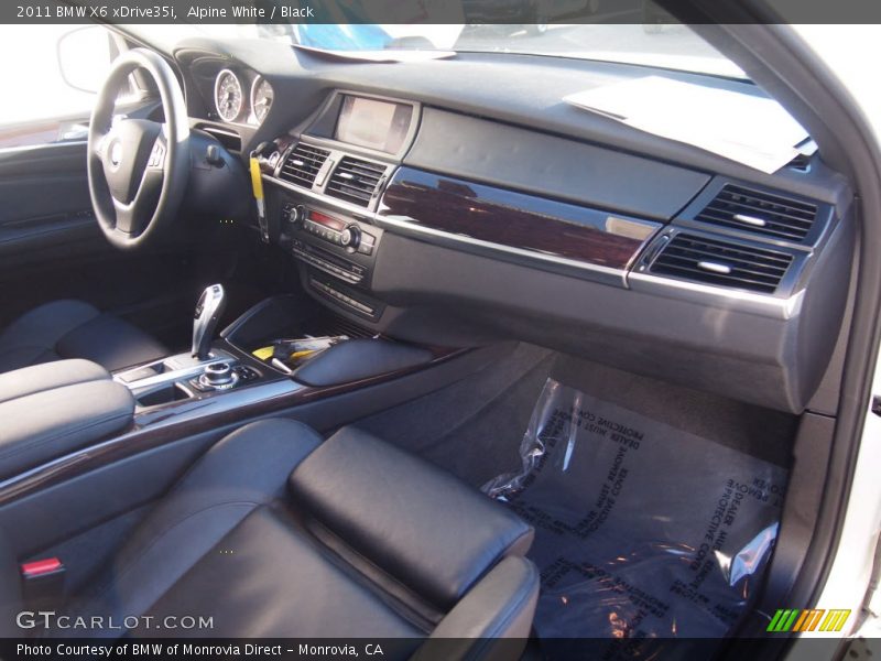 Alpine White / Black 2011 BMW X6 xDrive35i